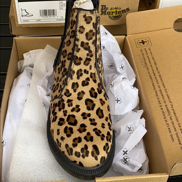 🔥Dr. Martens Flora Hair On Kensington 🐆NWT - Picture 11 of 13